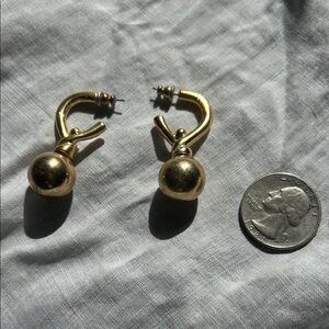 Elegant Gold Hoop vintage pierced Earrings